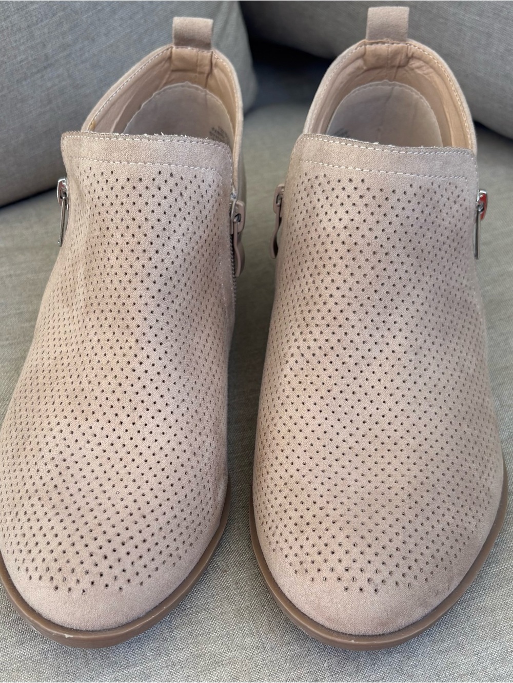 Torrid Taupe Perforated Ankle Booties Women’s 8.5W‎ Wide Width Side Zip